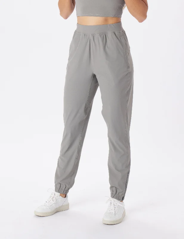 Cool Prices Motion Jogger: Silver Fog