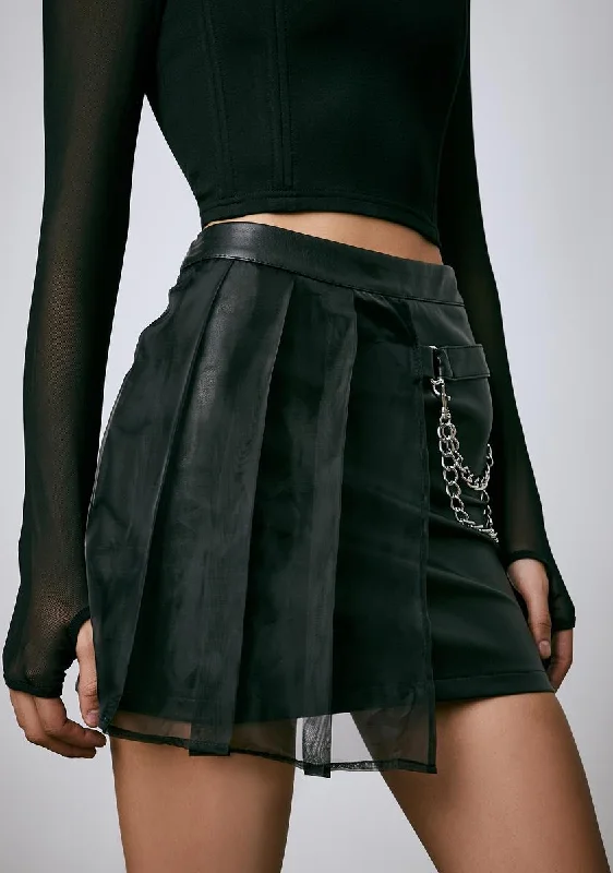 Durable Fashion Picks Hell's Blackout Pleated Skirt