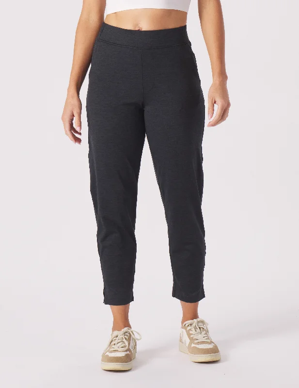 Trend Setting Wardrobe On The Go Ankle Pant: Black Marble