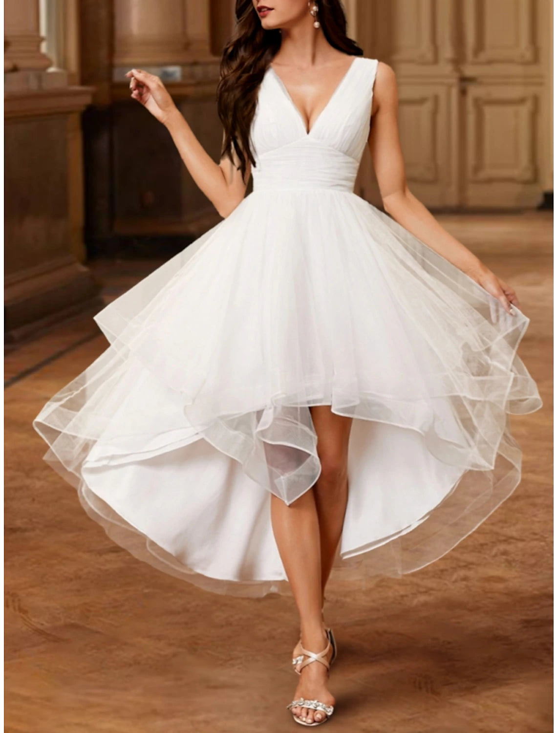 Affordable Online Boutiques Little White Dresses Wedding Dresses A-Line V Neck Sleeveless Asymmetrical Tulle Bridal Gowns With Pleats Ruched