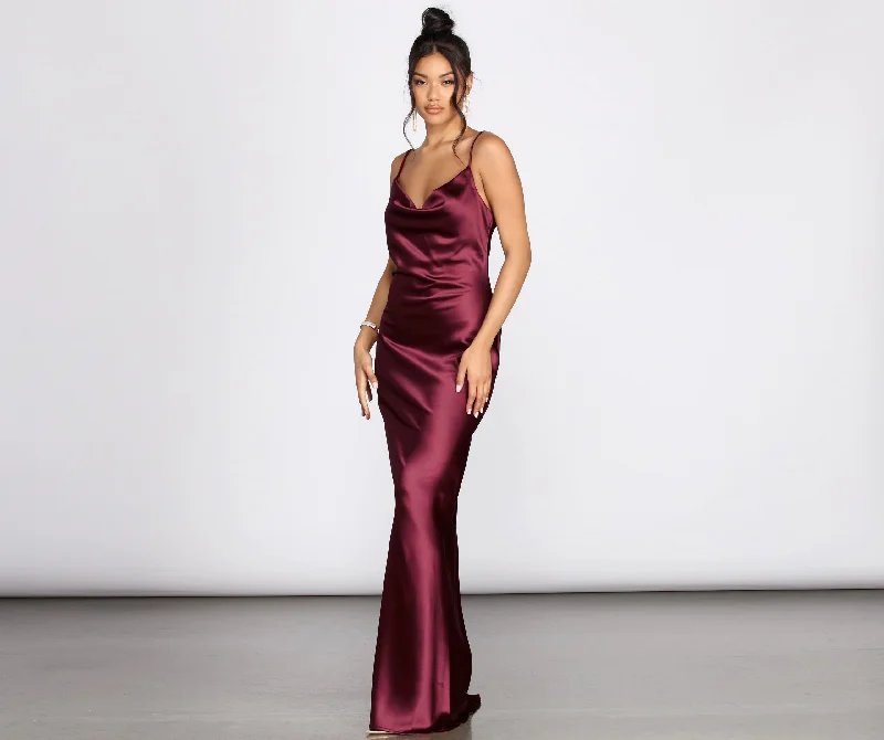 Timeless Elegance Londyn Formal Sleeveless Satin Dress