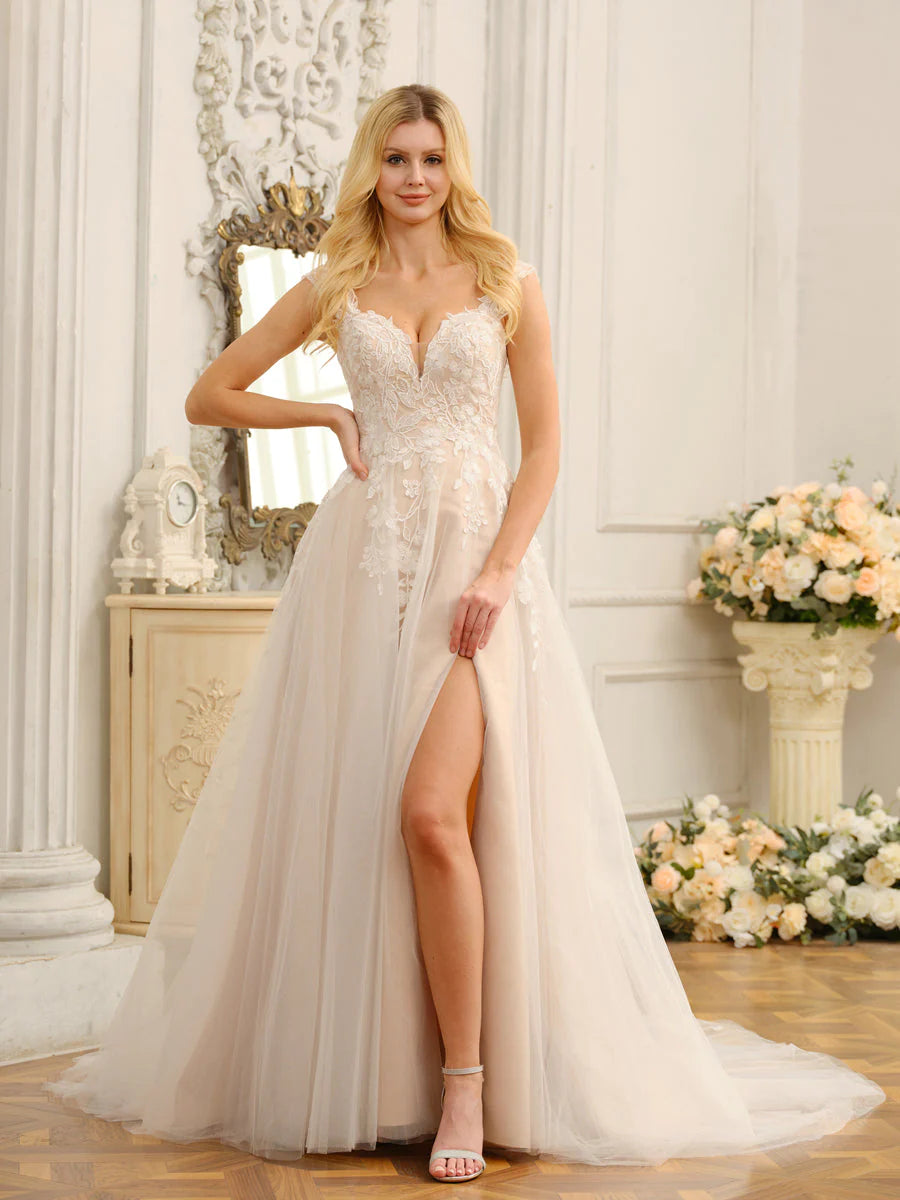 Preppy Style A-Line/Princess Sleeveless Long Wedding Dresses With Appliques