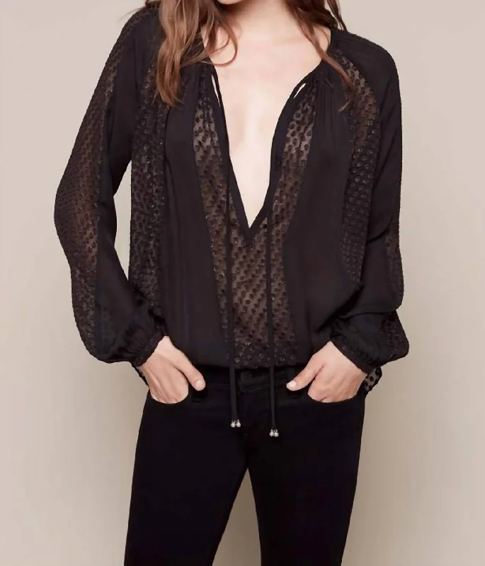 Elegant Women's Clothing Pearl Raglan Blouse In Black