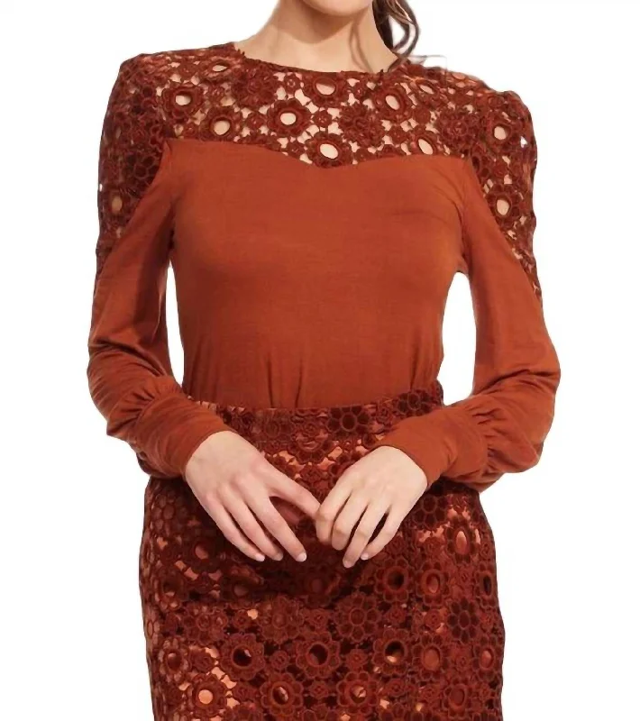 Crazy Discounts, Hurry Up Cuvee Blouse In Sumatra Lace